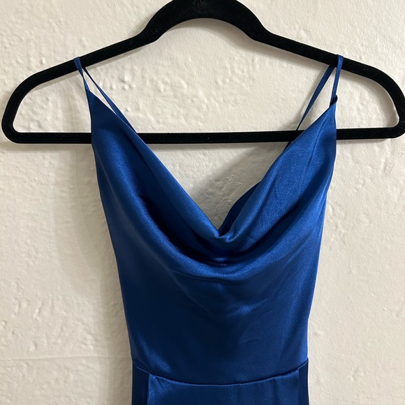 David’s Bridal Elegant Blue Evening Gown - Picture 8 of 9